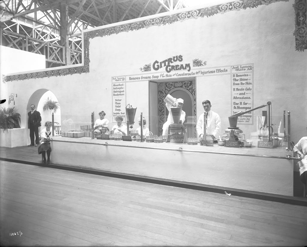 Laughlin Fruit Company's exhibit. Citrus Cream, 1915.