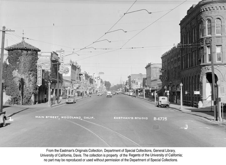 Main Street, Woodland, Calif., 1946. 