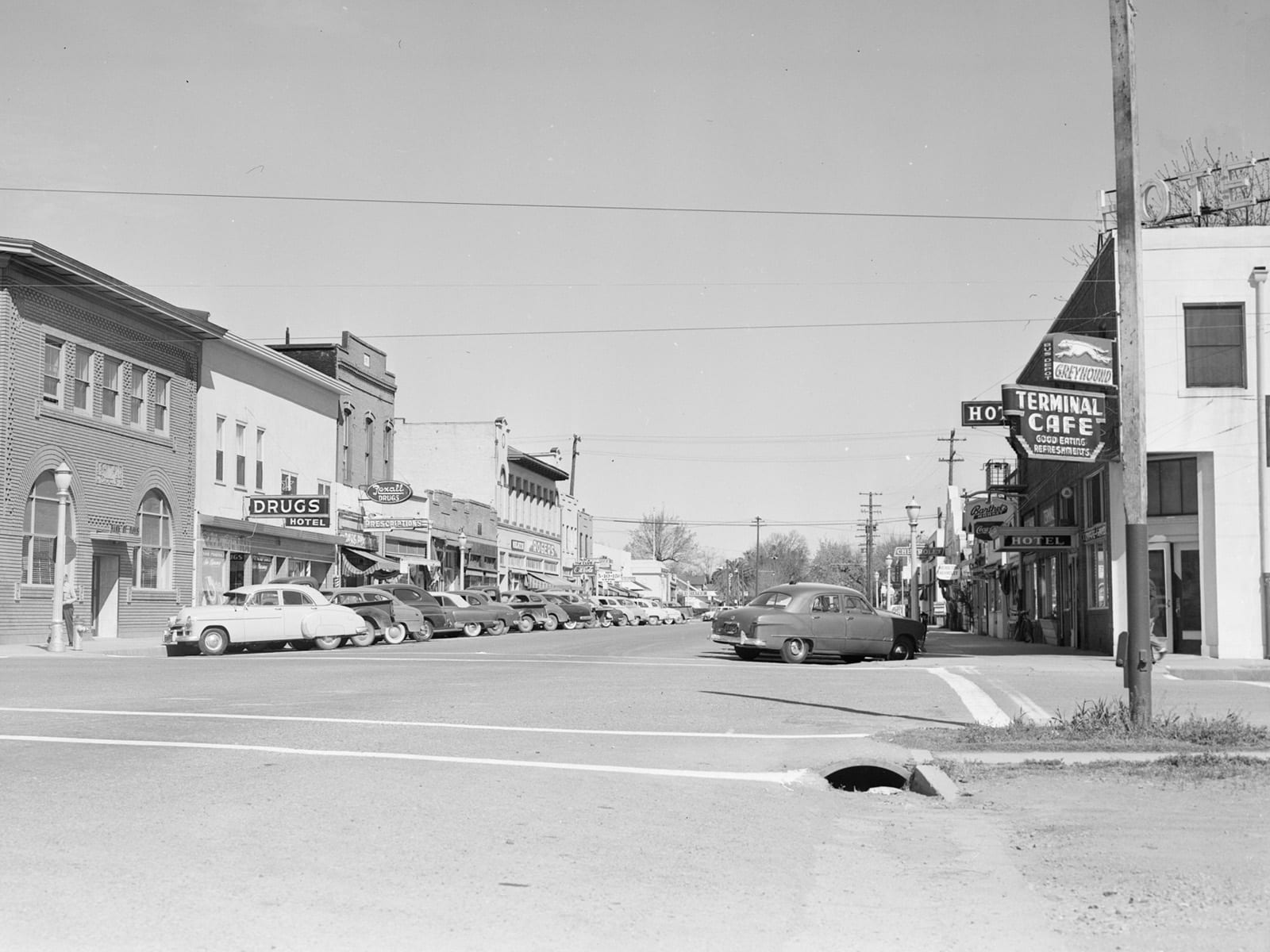 G street at Second Street, looking north, 1951