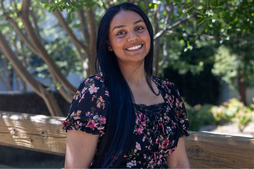 Portrait of 2025 Lang Prize Winner Nafeesa Khan